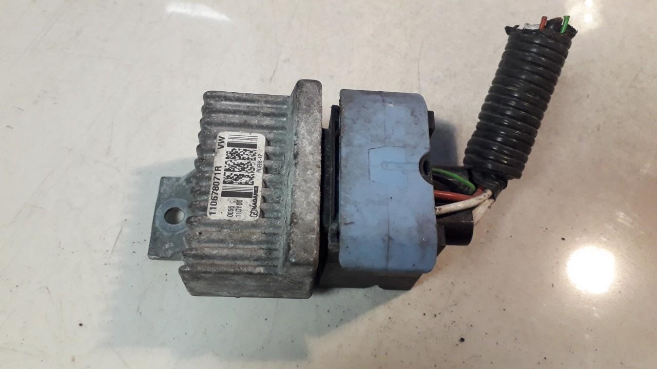 110678071R 005611DY00 Glow plug relay Nissan Qashqai 2013 1.5L 25EUR EIS00729626 Used Auto