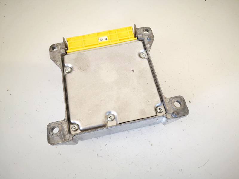 A2049012704 Mercedes-Benz C-CLASS 2013 Airbag crash sensors module - Thumbnail 3