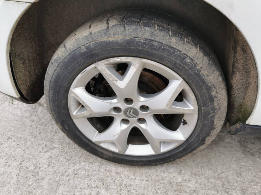 5X108 Citroen C5 2008 Räder-Kit R17 - Thumbnail 3