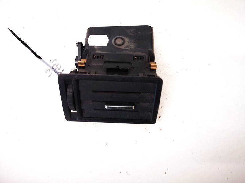 3M51R018B09AFW Ford C-MAX 2005 ventilation intérieur