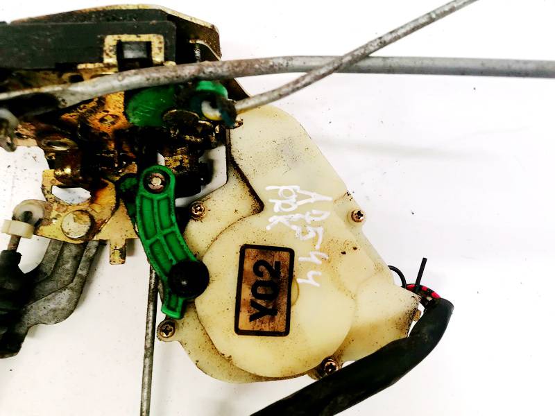 Kia Sorento 2003 Zamek drzwi - PRZEDNIE LEWE - Thumbnail 2