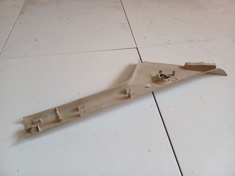 C391 Ford KA 2010 Pillar Trim - FRONT LEFT - Thumbnail 2