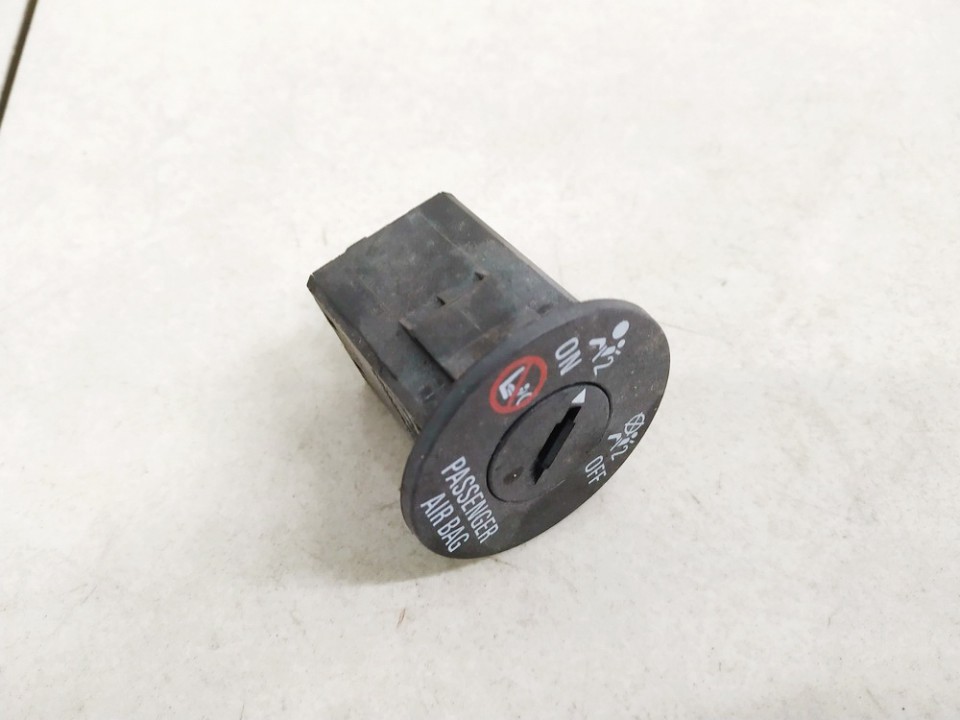 13577258 Opel Meriva 2011 AIRBAG on off Switch (SAFETY ON-OFF SWITCH)