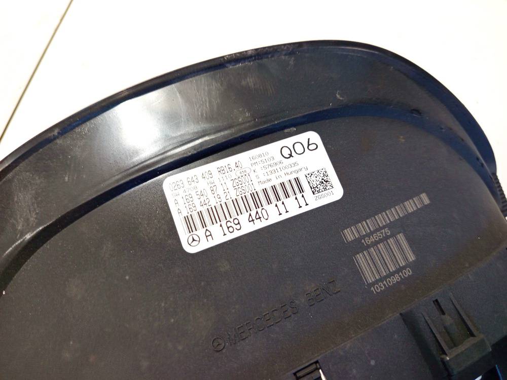 A1694401111 Mercedes-Benz A-CLASS 2010 Spidometras - prietaisu skydelis - Thumbnail 3