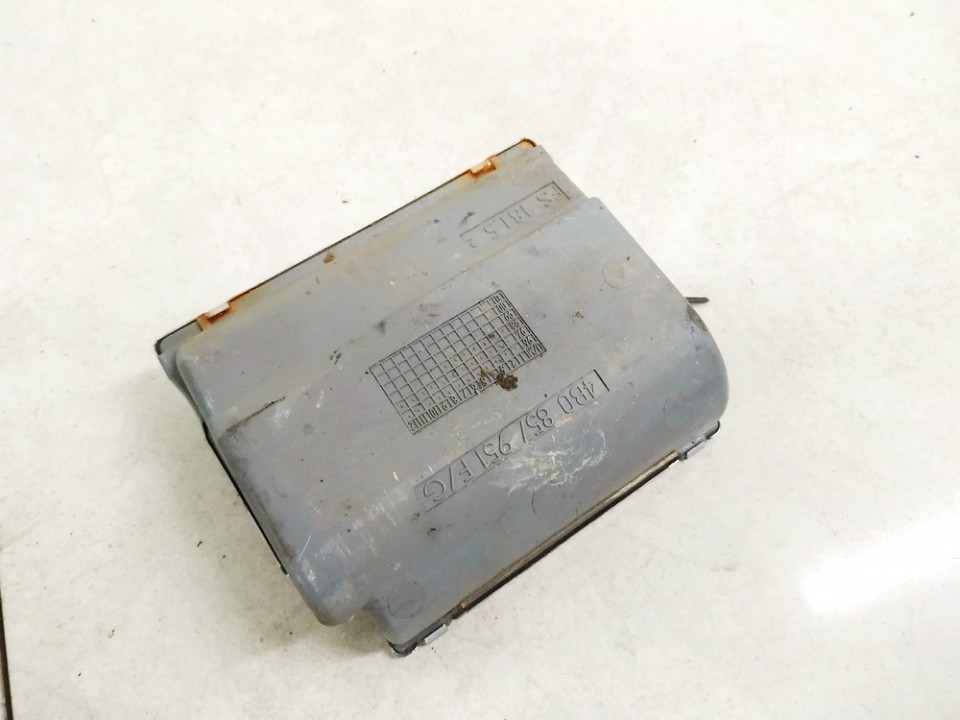 4B0857951F Audi A6 1998 Tuhkakuppi - Thumbnail 3