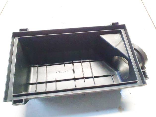 4235214 SAAB 900 1995 Air filter box - Thumbnail 3