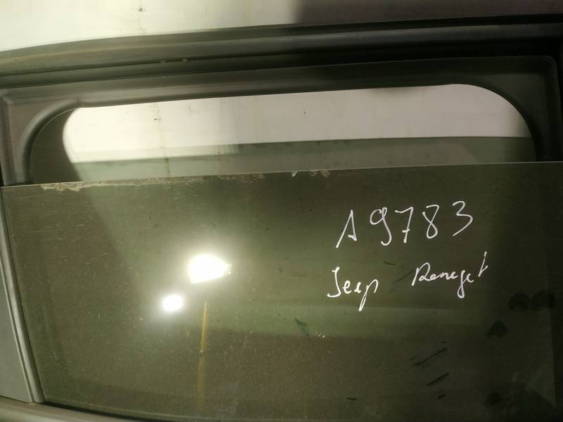 Jeep Renegade 2023 Door-Drop Glass - REAR RIGHT - Thumbnail 2