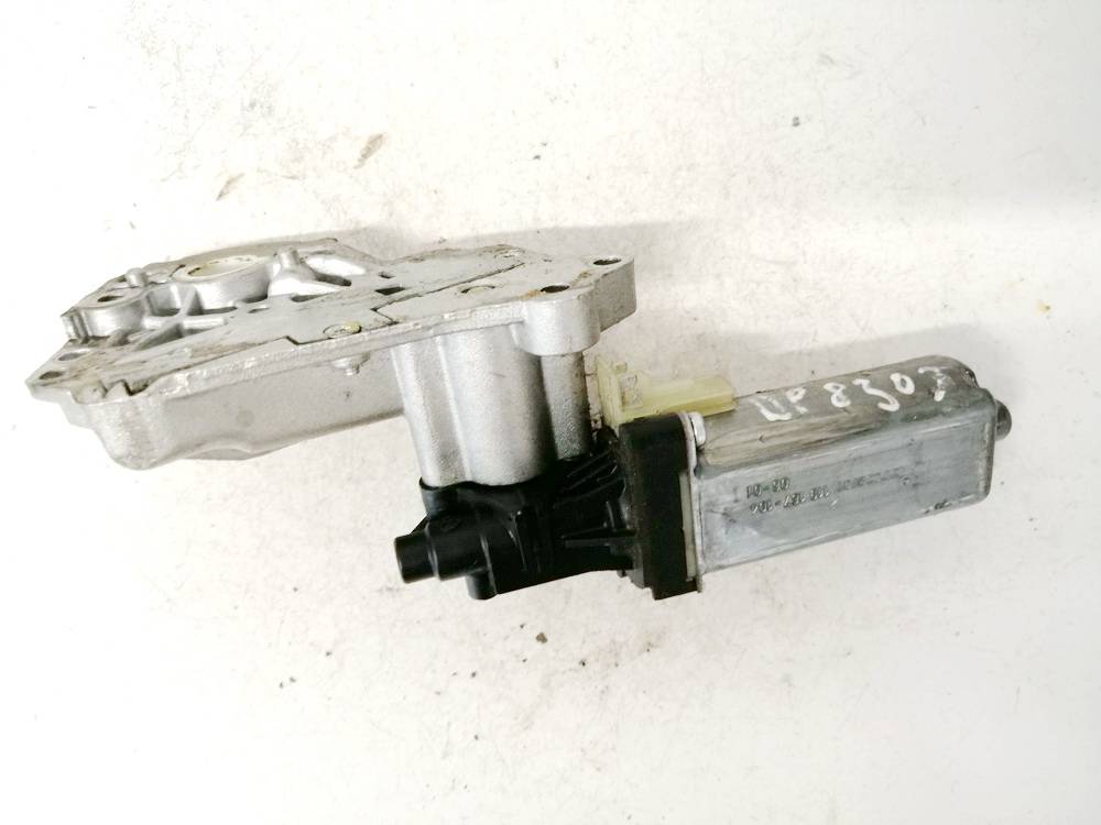 0390201901 SAAB 9-5 2006 Sēdekļa motors - PRIEKŠA PA LABI