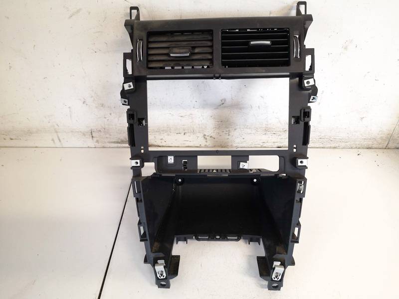 FK7204634AG Land-Rover Discovery Sport 2017 Rejilla Aireadora -
Moldura protectora de la rejilla de ventilación lateral del panel