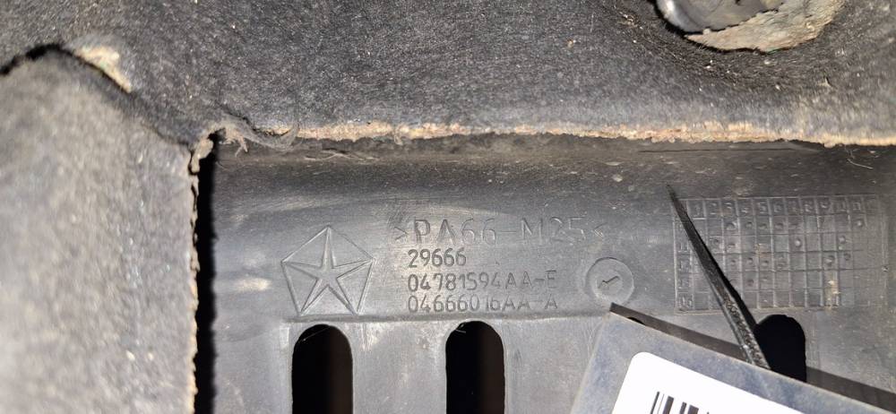 04781594AA Chrysler Voyager 2006 Engine Cover (plastic trim cover engine) - Thumbnail 4