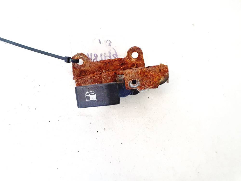 Mazda 626 1997 Interruptor de apertura del depósito de combustible - Thumbnail 2