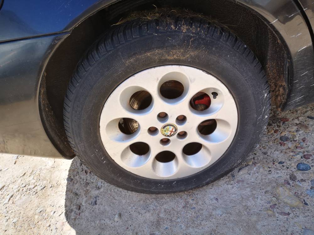 5X98 Alfa-Romeo 156 2003 Liettuan renkaiden komplekti R15 - Thumbnail 6