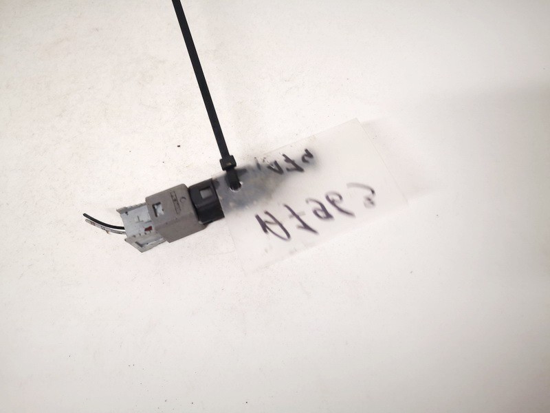 110894 Renault Espace 2003 Bremžu lukturu sensors