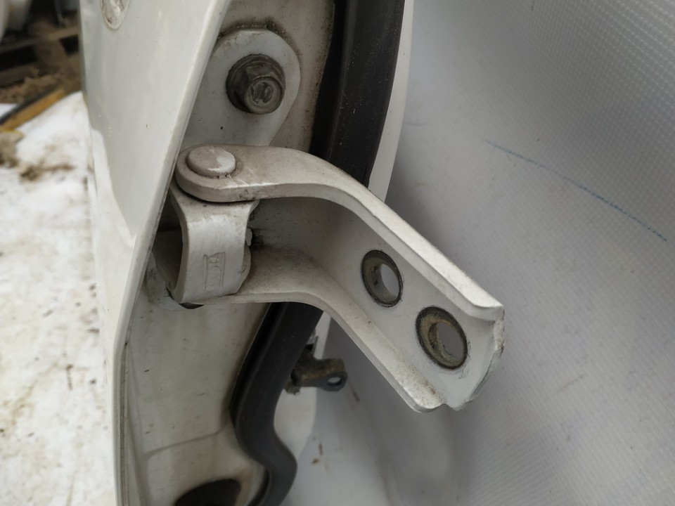 Toyota Corolla Verso 2005 Door Hinge - FRONT