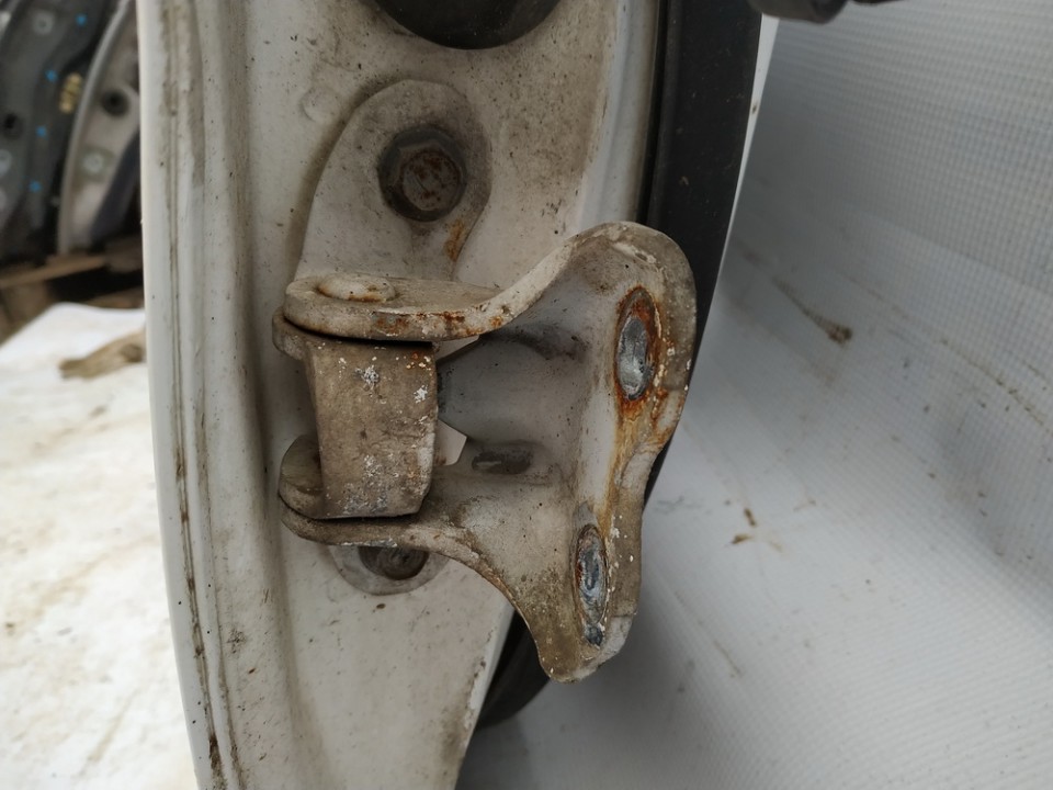 Toyota Corolla Verso 2005 Door Hinge - FRONT - Thumbnail 2