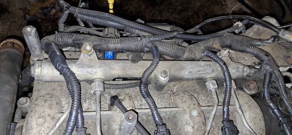 0445214041 Chrysler Voyager 2006 Fuel injector rail (injectors)(Fuel distributor)