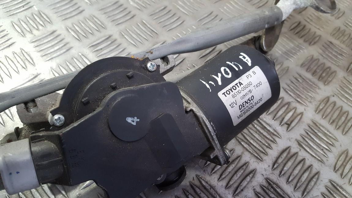 8511005050 Toyota Avensis 2006 windscreen front wiper motor - FRONT