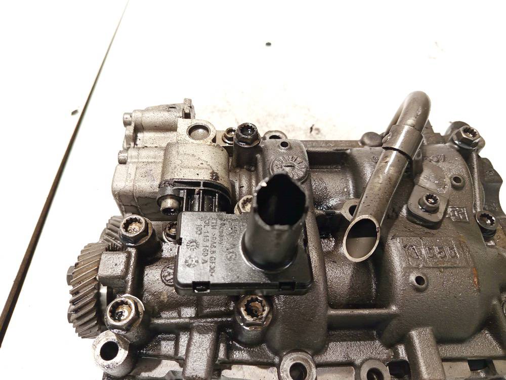 03L115169A Audi A5 2011 Öljyanturi