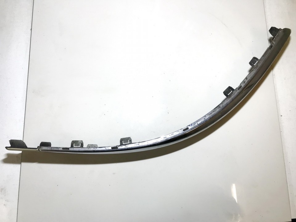 08693595 used Bumper Trim Strip Corner Front right Volvo V70 2006