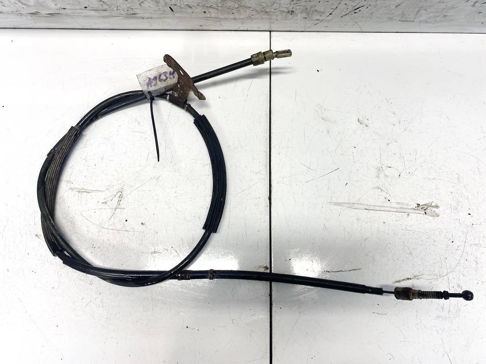 Audi A4 2005 Käsijarrun vaijerit