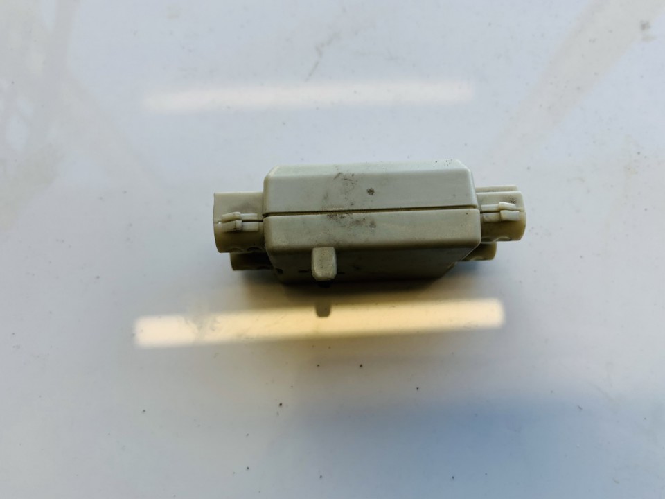 911826106 BMW 5-Series 2012 Antenna Module Unit - Thumbnail 3