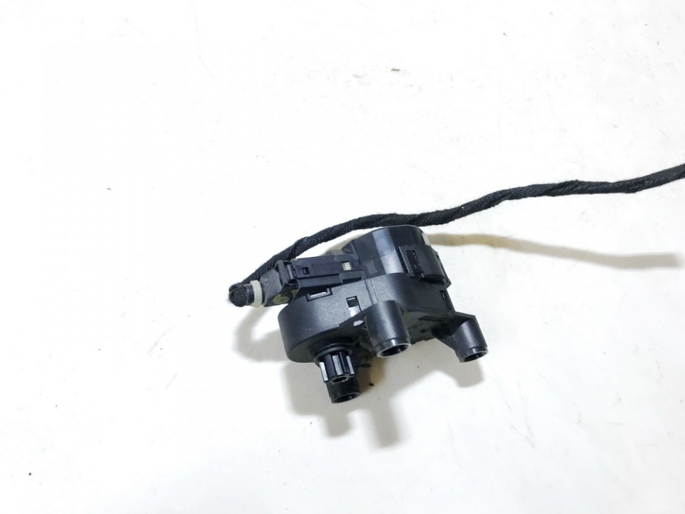 7M3907511 Volkswagen Sharan 2001 Heater Vent Flap Control Actuator Motor - Thumbnail 2