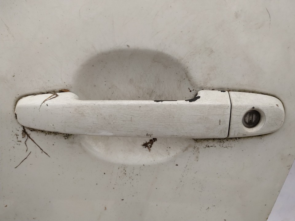 Toyota Corolla Verso 2005 Door Handle Exterior - FRONT LEFT - Thumbnail 2