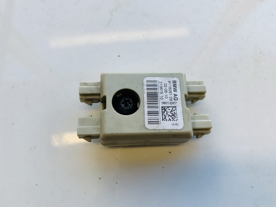 911826106 BMW 5-Series 2012 Antenna Module Unit