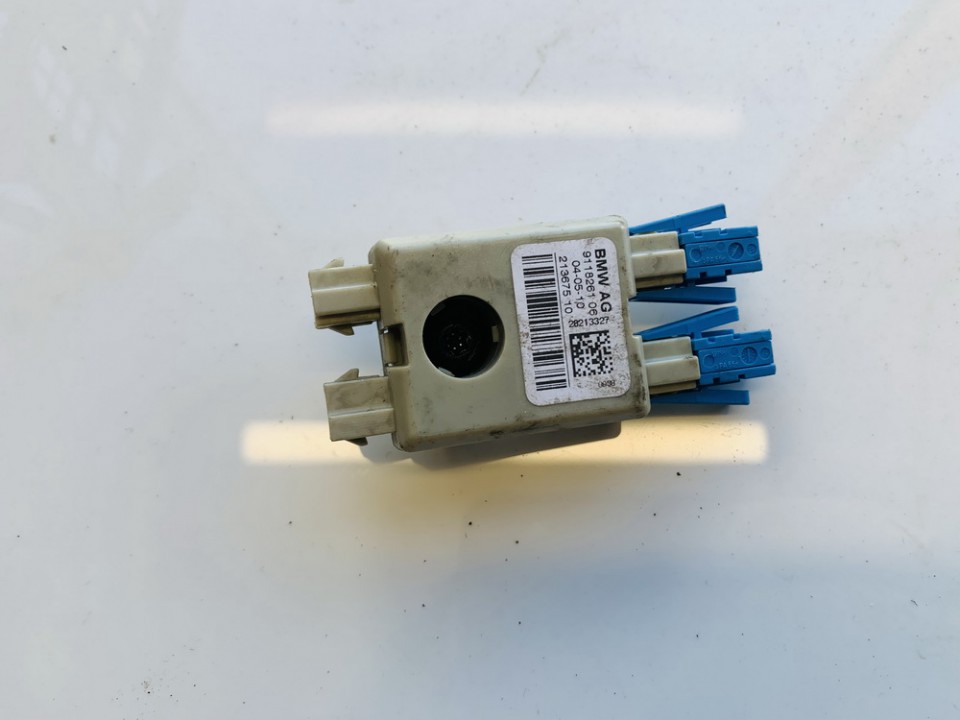 911826106 BMW 5-Series 2012 Antenna Module Unit