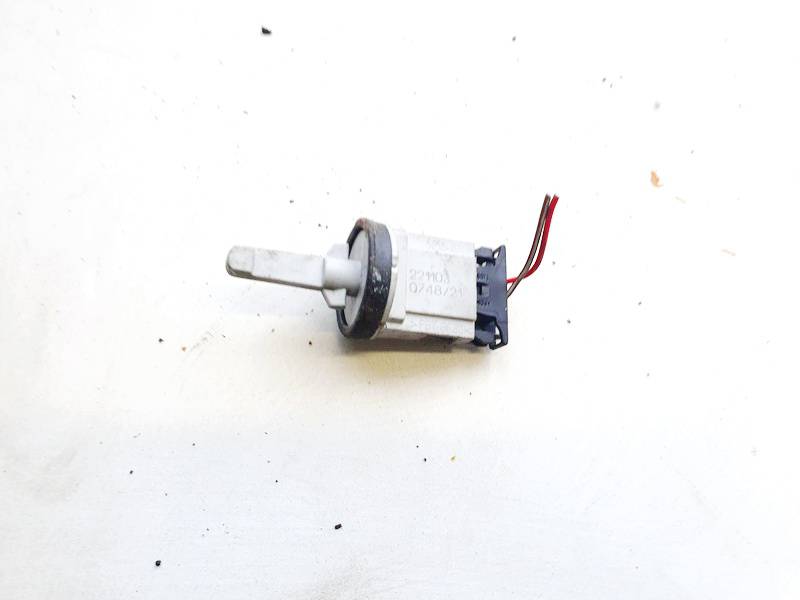 1K0907543A Volkswagen Golf 2006 Intake Air Temperature Sensor (Cabin Air Temperatur)