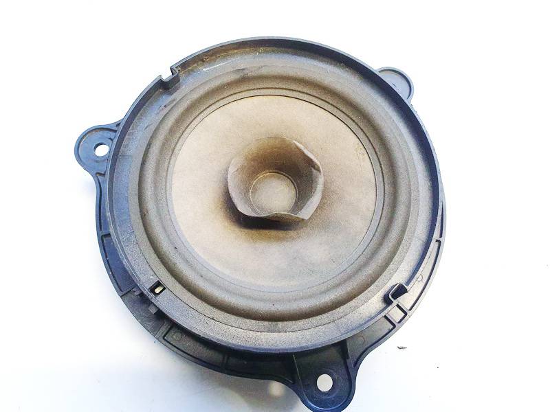 28156AV700 Nissan Primera 2004 Speaker (audio)