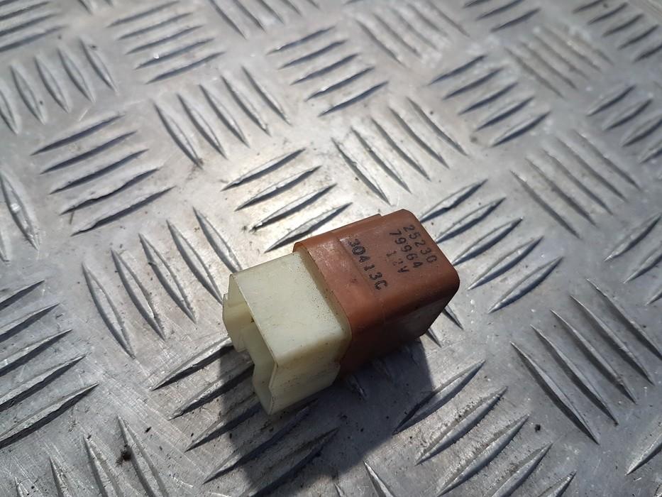 2523079964 Nissan Primera 2003 Relay module
