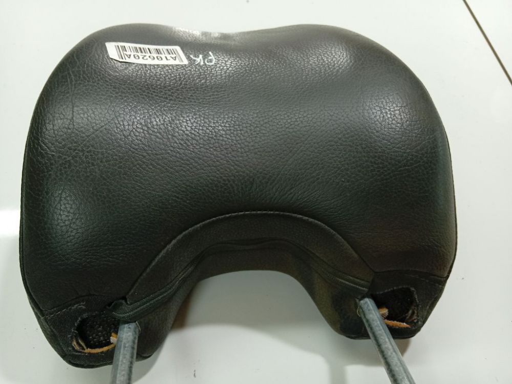 Volvo V70 2006 Seat headrest - Thumbnail 2