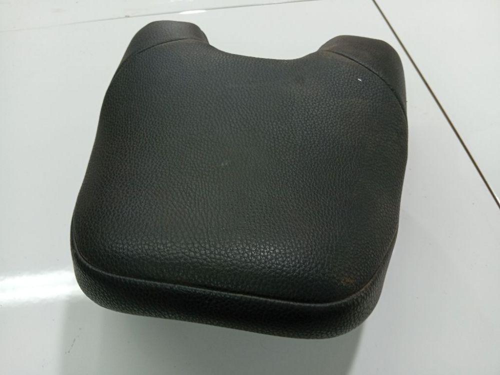 Volvo V70 2006 Seat headrest - Thumbnail 3