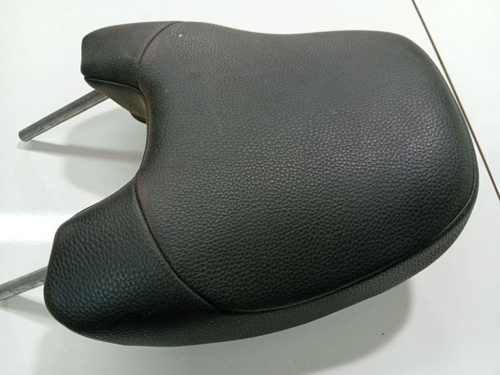 Volvo V70 2006 Seat headrest - Thumbnail 4