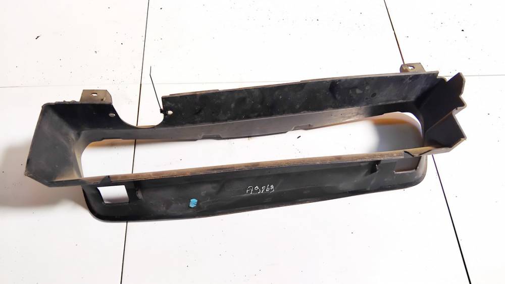 3984 Volvo V50 2005 Air Intake Panel - Thumbnail 2