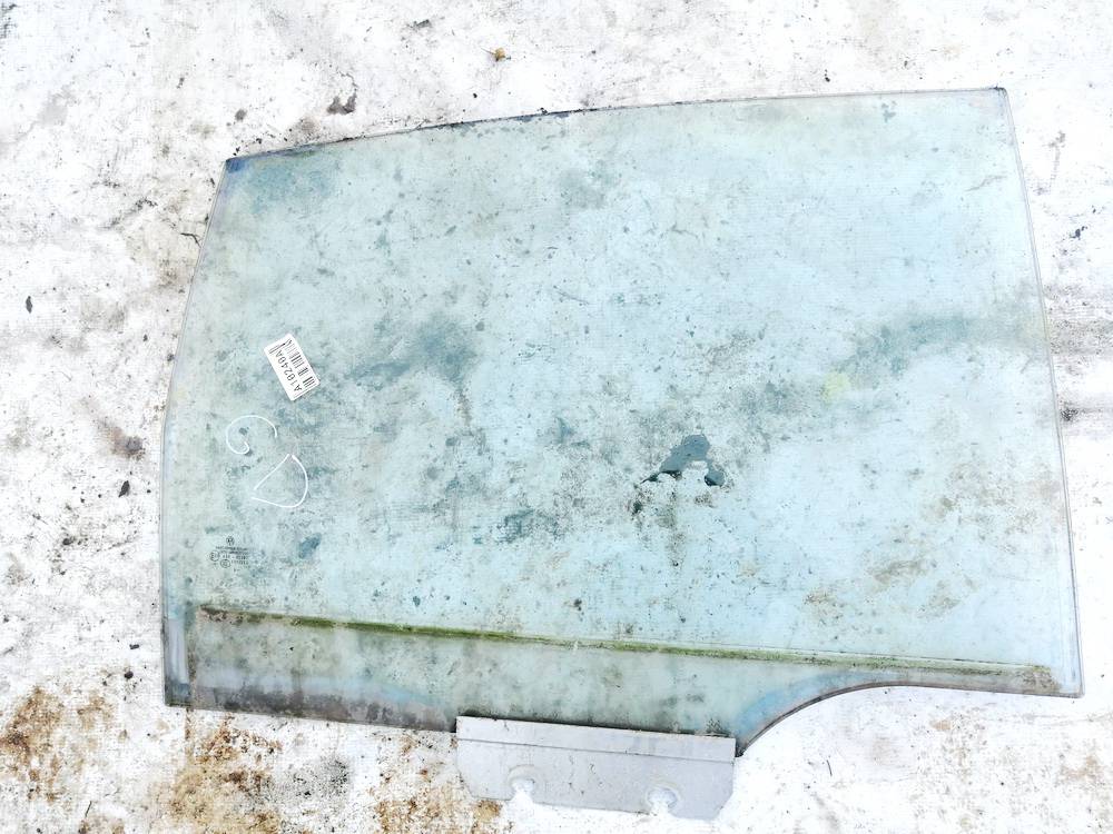 43R00367 Volkswagen Phaeton 2006 Durvju stikls - AIZMUGURE PA LABI