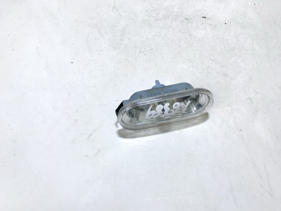 1J0949117 Volkswagen Bora 2002 Clear Side Repeaters - FRONT RIGHT