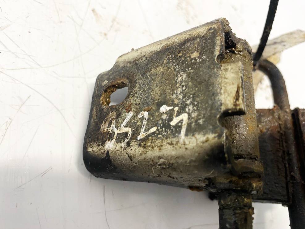 Skoda Superb 2003 Door Hinge - REAR - Thumbnail 3