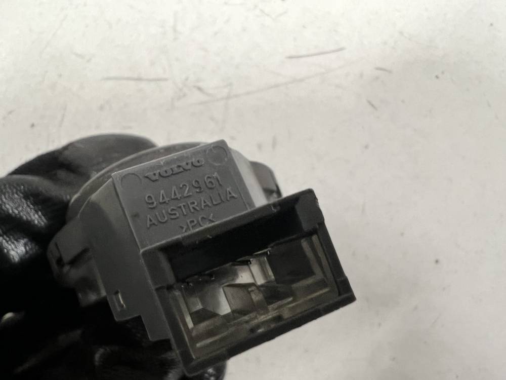 9442961 Volvo V70 1998 Antidémarrage antenne - Thumbnail 2