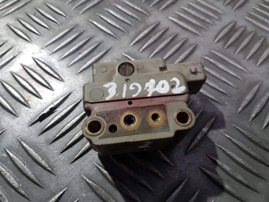 2437020005 n/a FUEL RAIL HIGH PRESSURE SENSOR Audi 100 0 EIS00319702