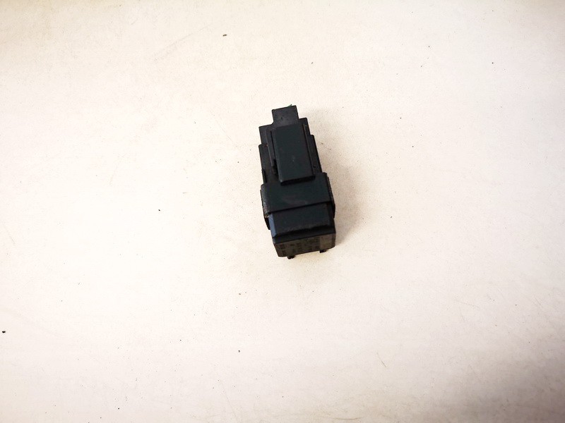 252309F915 Nissan Almera Tino 2000 Relay module