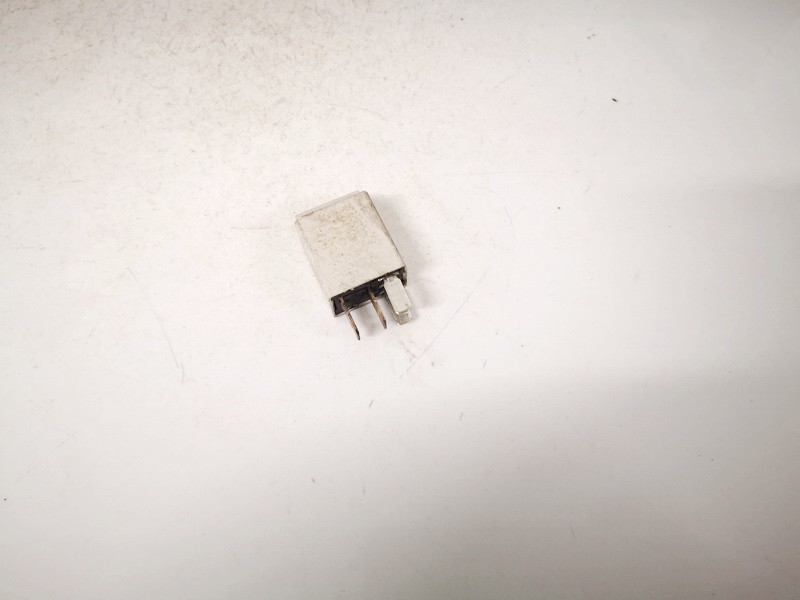 1K0951253 Skoda Octavia 2006 Relay module