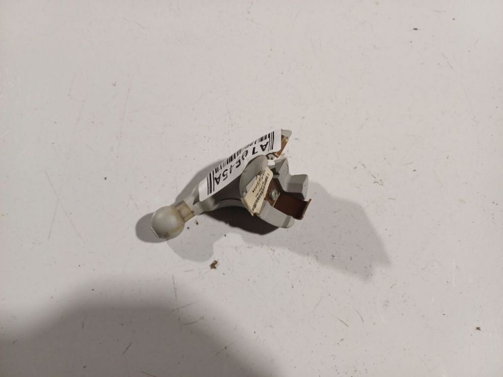 821622321864 Volkswagen Bora 2003 Other holders