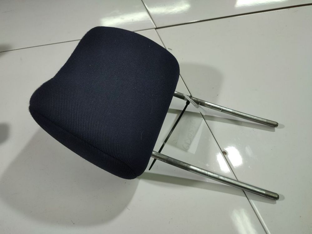 Mitsubishi Colt 1996 Kopfstütze