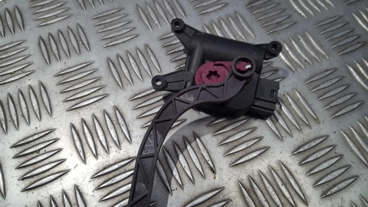 0132801344 Volkswagen Passat 2006 Heater Vent Flap Control Actuator Motor - Thumbnail 2