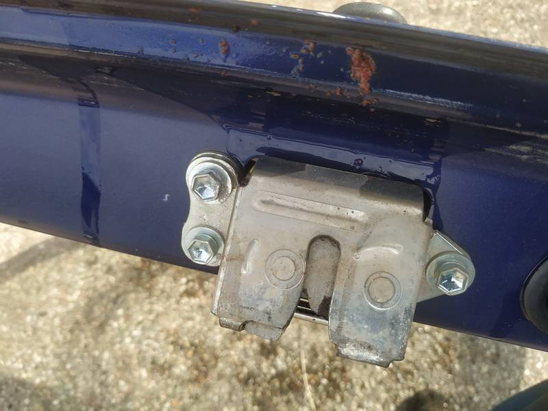 Toyota Yaris 1999 Trunk Lid Lock Latch - REAR