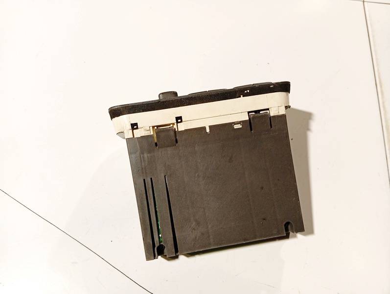 9171799 Volvo V70 1999 Panel sterowania klimatyzacją (przełączniki ogrzewania) - Thumbnail 2