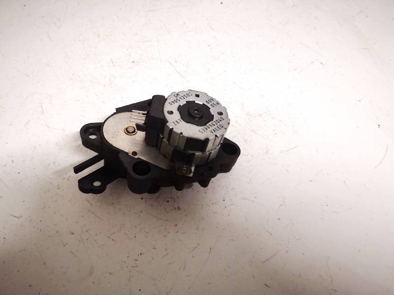 090512502 Opel Omega 2001 Heater Vent Flap Control Actuator Motor