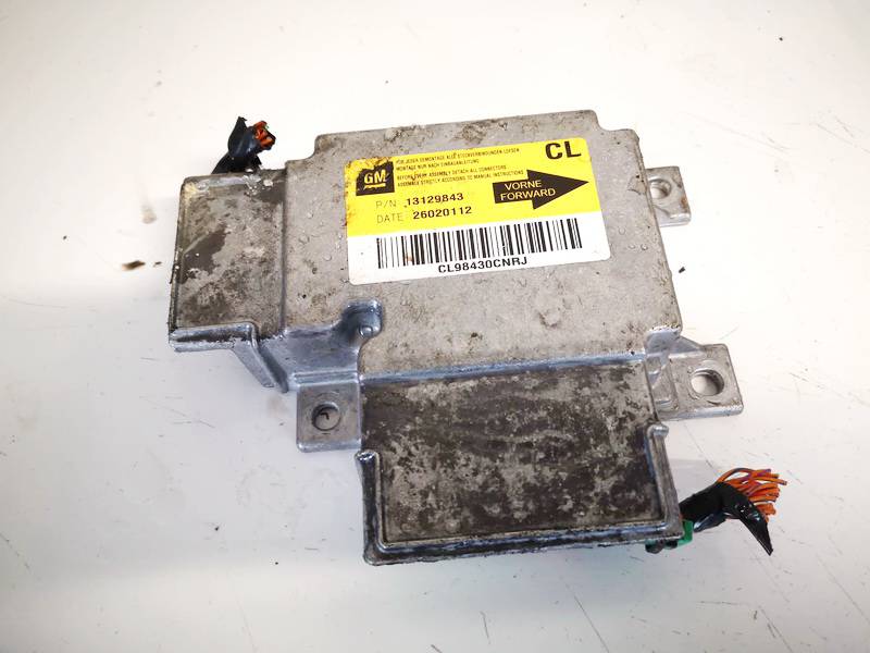 13129843 Opel Vectra 2002 srs-turvatyynyn tietokone – turvatyynyn ohjausyksikkö